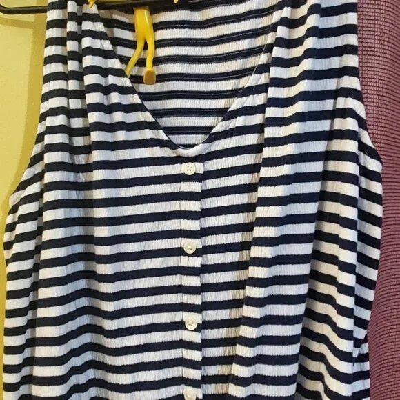 Loft Navy Striped Sleeveless Top with tie bottom - Picture 4 of 5